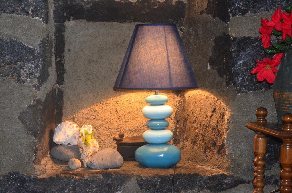 Join Our Relaxed House Near The Beach - Mosteiros Mosteiros  Ngoại thất bức ảnh